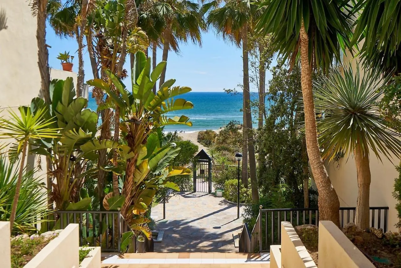 Oleholidays 615 Romana Playa Junto A La Playa location